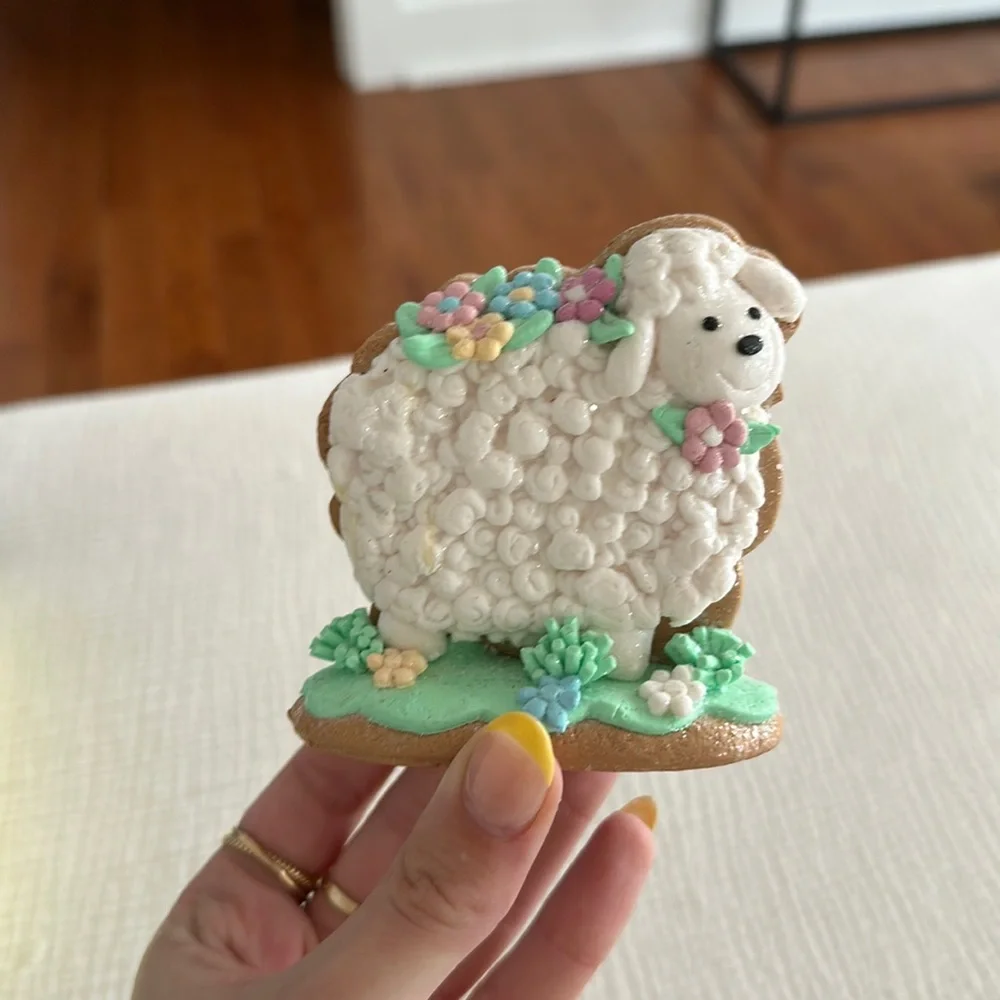 Spring Lamb Decor - Picture 1 of 2